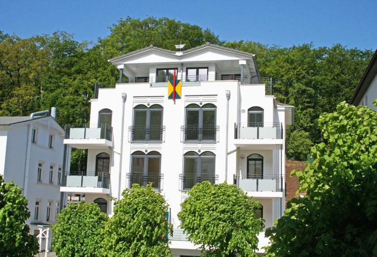 Lena - Perlmutt Sellin (Rugen)